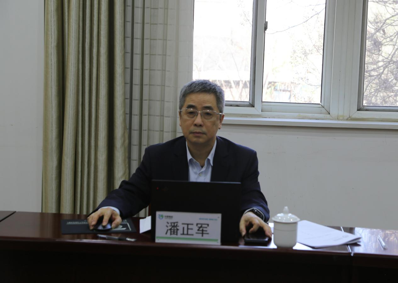 工业集团党委委员、副总经理潘正军莅临平顶山物流公司调研指导工作